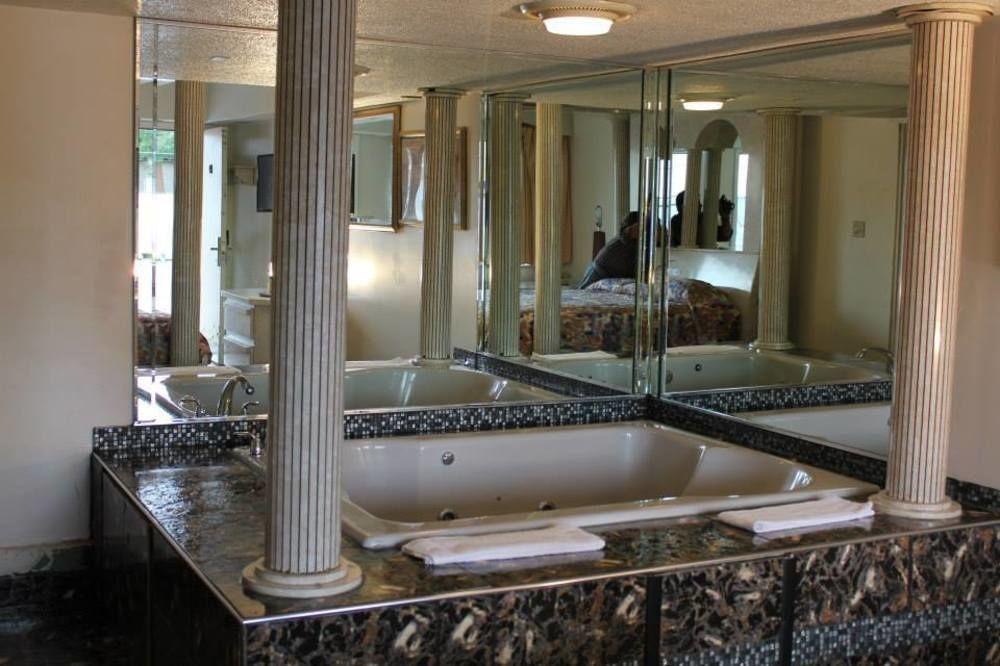 Presidential Inn And Suites Lyons Eksteriør bilde