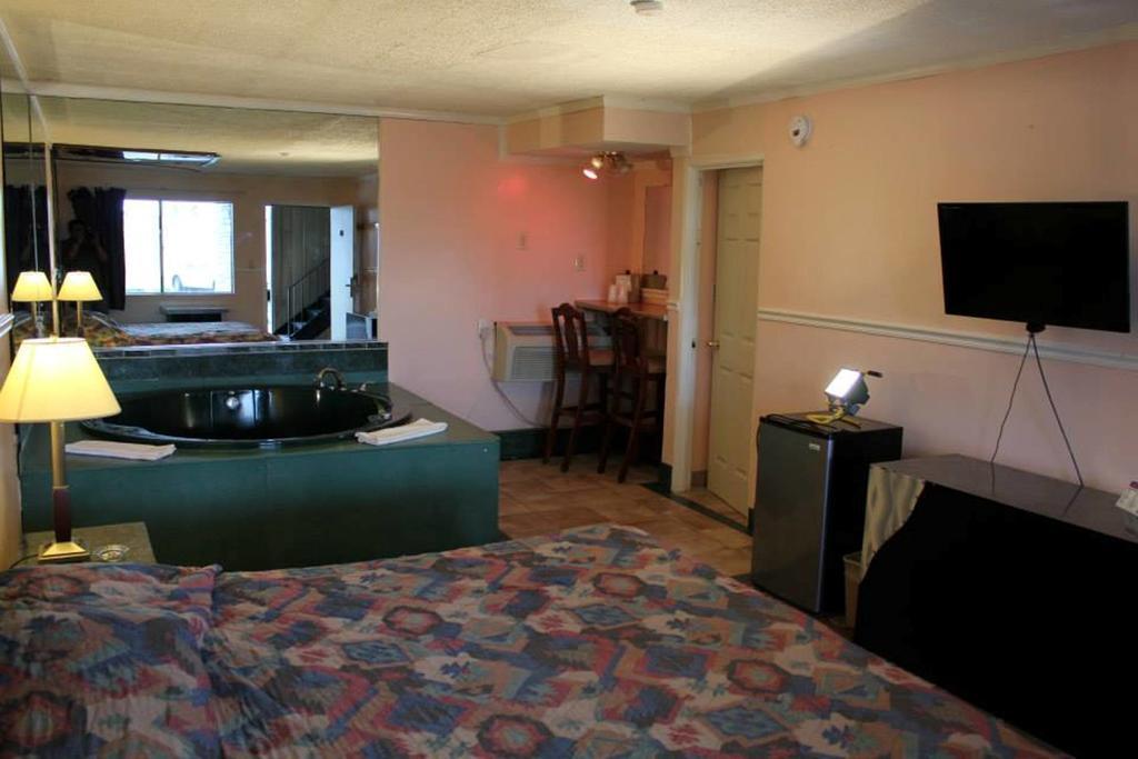 Presidential Inn And Suites Lyons Eksteriør bilde